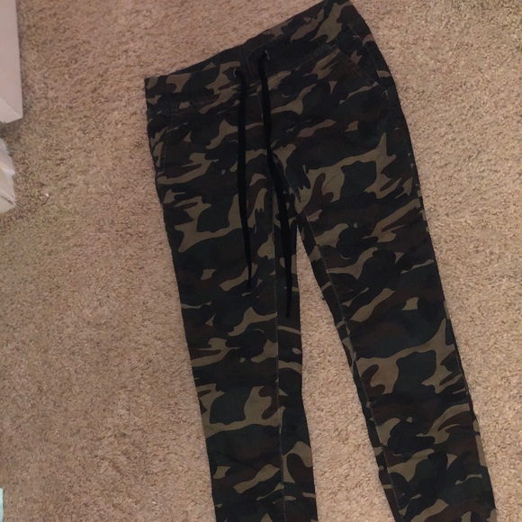 Camouflage cute joggers !trendy! - Picture 2 of 5